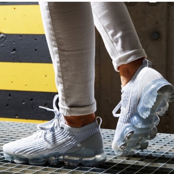 πΈ Nike AIR Vapormax Flyknit Sneakers Shoes White - Picture 8 of 8